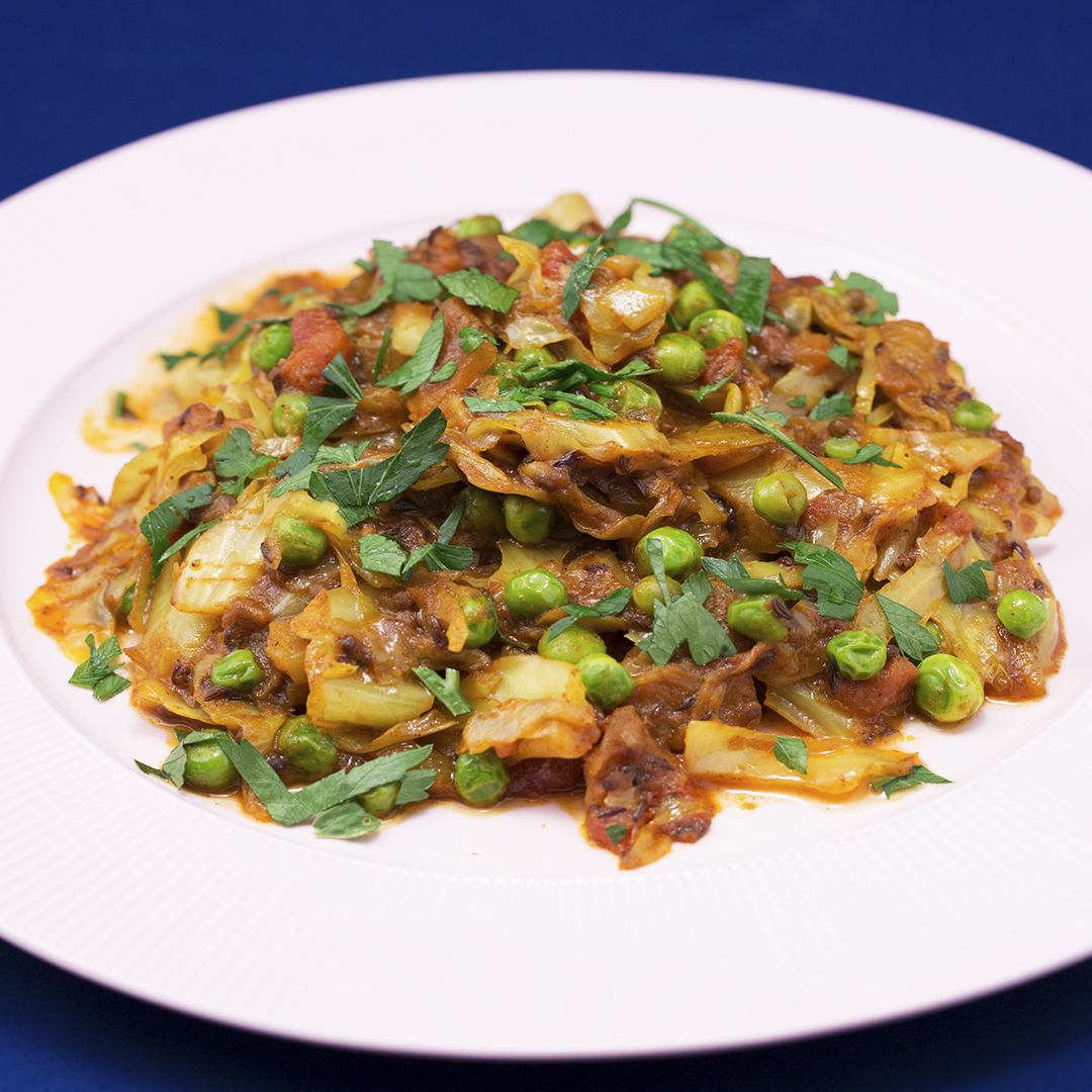 Chicken Drumsticks with Potatoes and Green Beans So Delicious