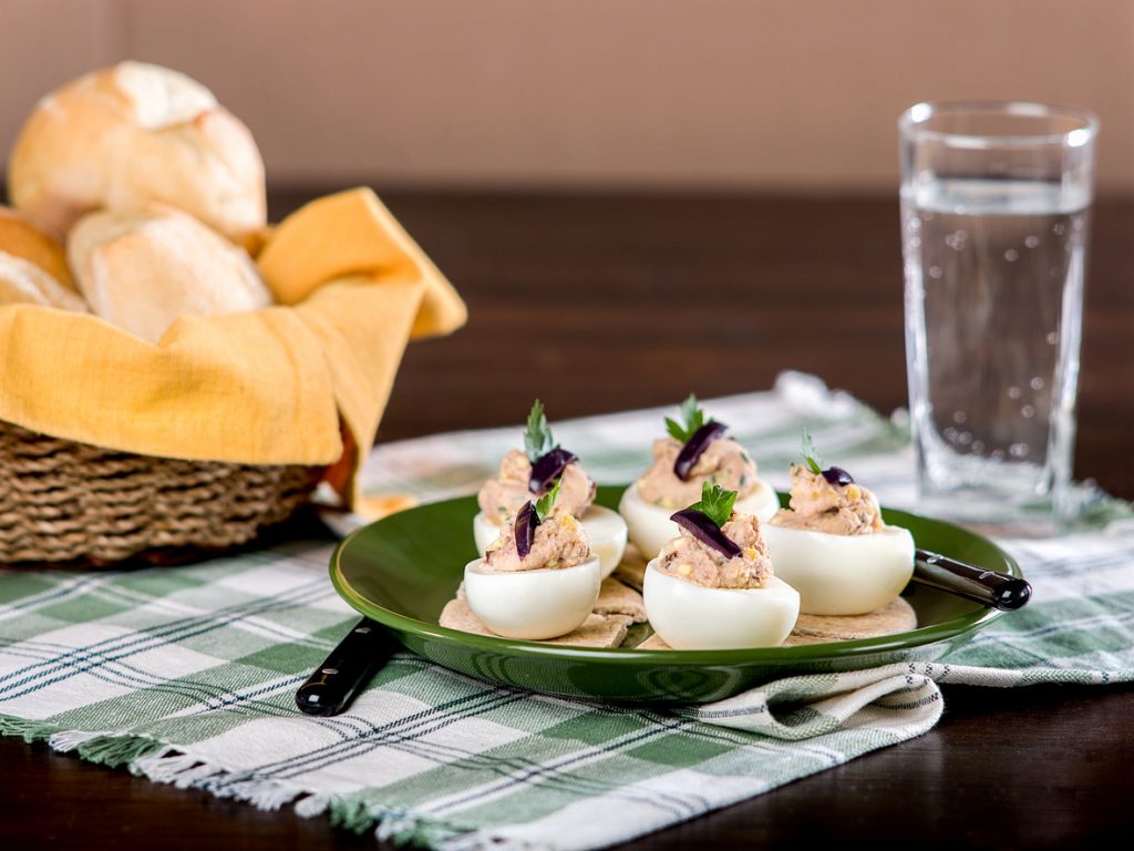 Garnish Deviled Eggs: Ideas for Every Day of the Week Garnish Deviled Eggs: Ideas for Every Day of the Week