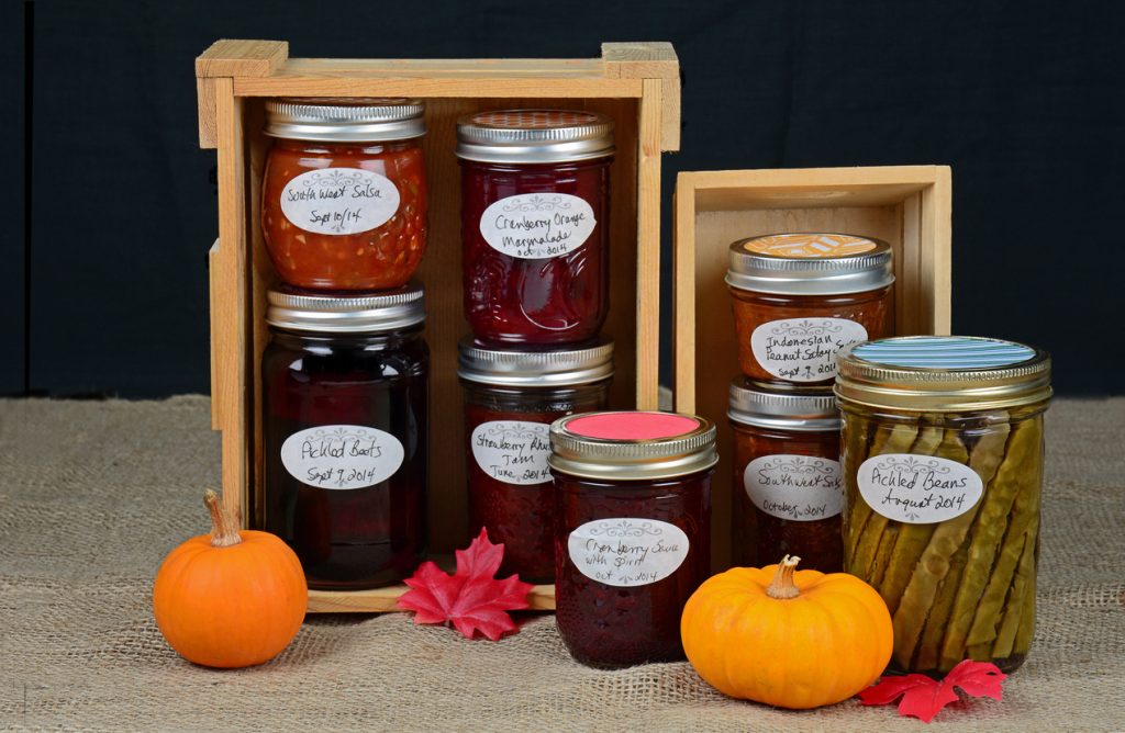 Back to Fall: A Simple Guide to Canning Back to Fall: A Simple Guide to Canning -